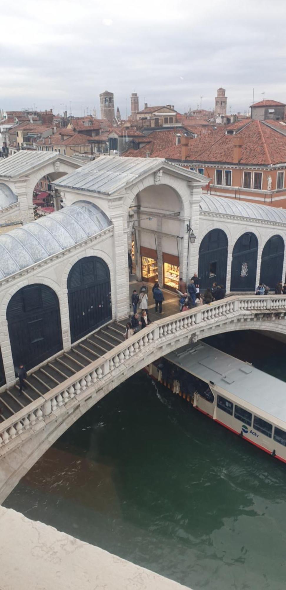 Large Top 3 Rooms Flat Central Rialto Venice Bilik gambar